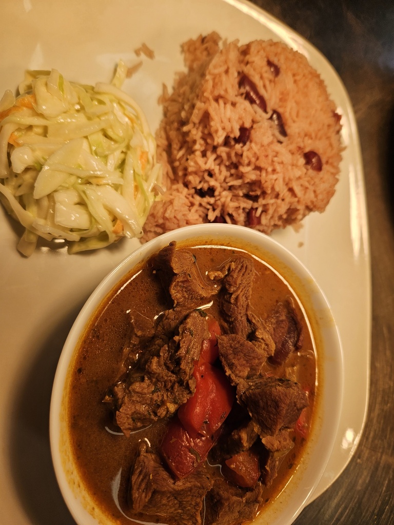 Curried Goat (Boneless) (Hot)